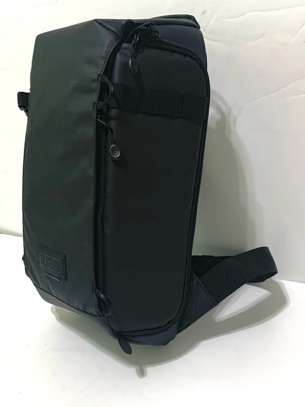 TENBA Solstice V2 12L Black Sling for Camera Equipment Lenses - Like New